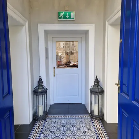 The Forum-mountmellick - Stunning Renovated Church Hostel *
