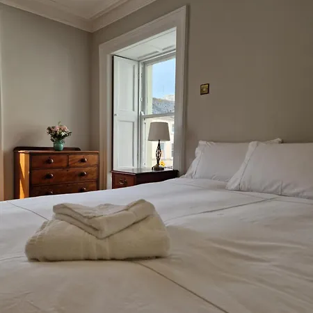 Hostel The Forum-mountmellick - Stunning Renovated Church