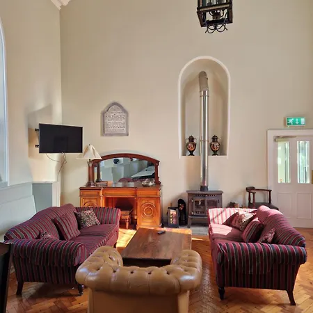 旅馆 The Forum - - Church Mountmellick