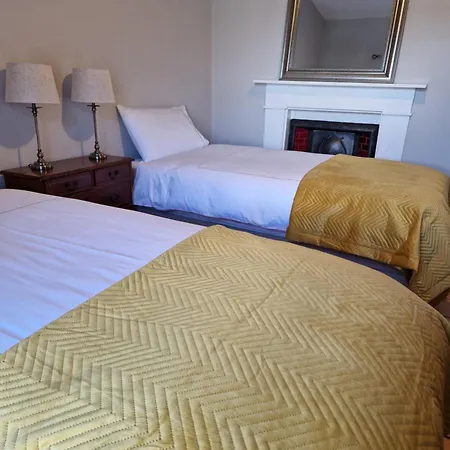 ホステル The Forum - - Church Mountmellick