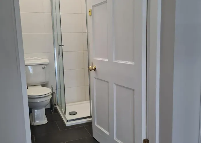 Хостел The Forum-Mountmellick - Stunning Renovated Church