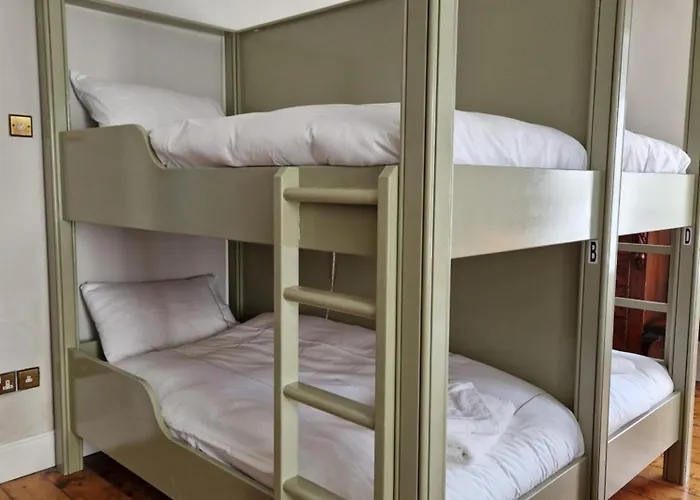 The Forum-Mountmellick - Stunning Renovated Church Хостел *