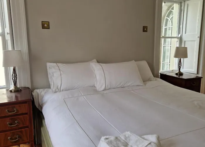 The Forum-Mountmellick - Stunning Renovated Church *