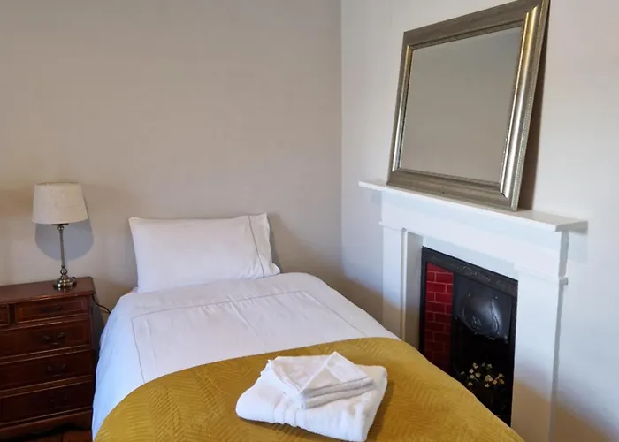 The Forum-Mountmellick - Stunning Renovated Church Хостел