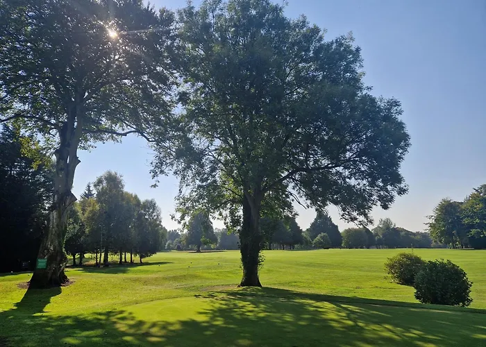 Хостел The Forum-Mountmellick - Stunning Renovated Church