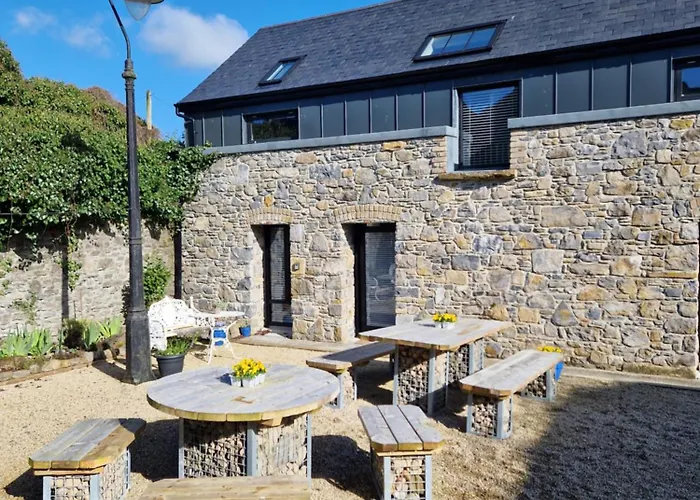 The Forum-Mountmellick - Stunning Renovated Church Хостел *